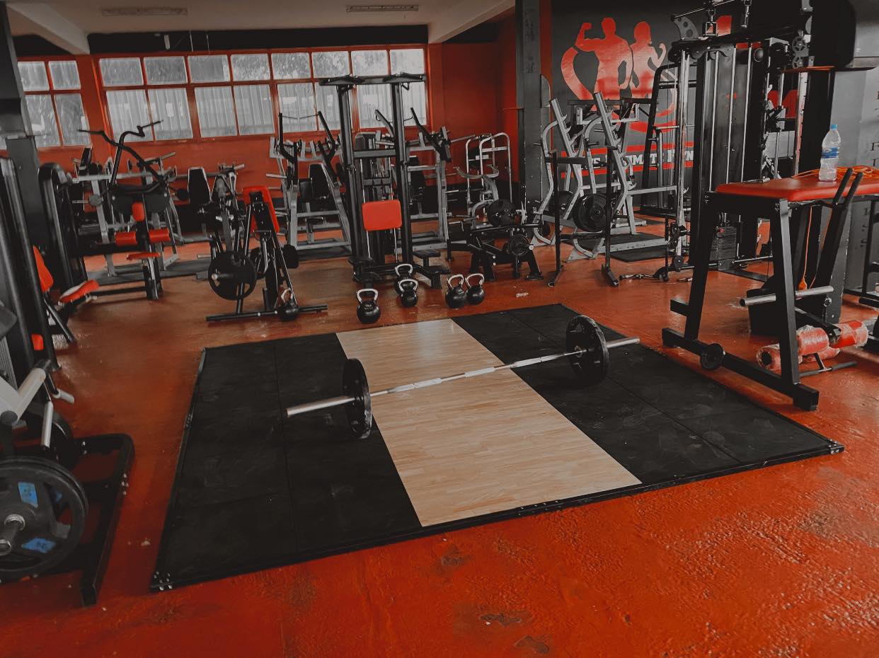 Deadlift back angle
